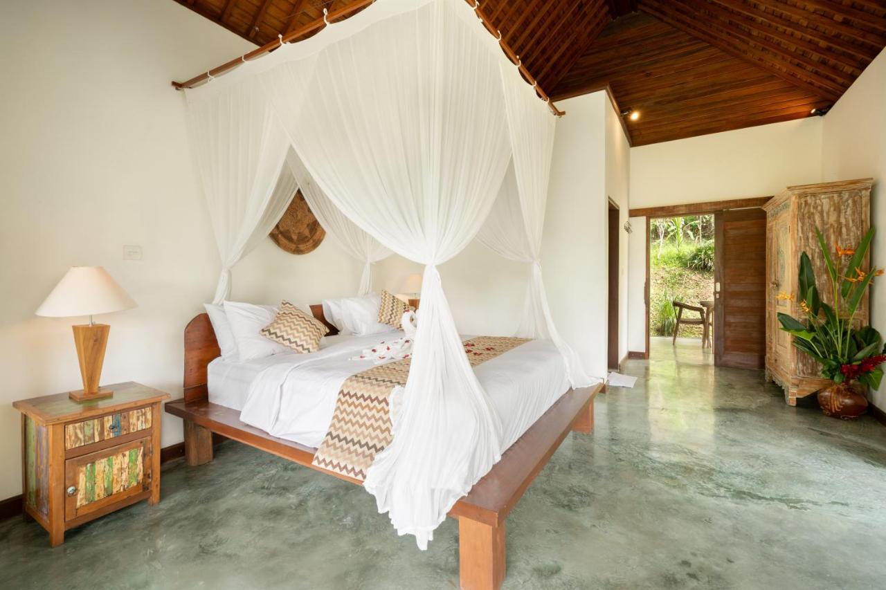 Sari Private Villa *